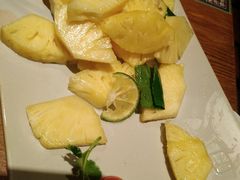 -云海肴·汽锅鸡·云南菜(天山百盛优客店)