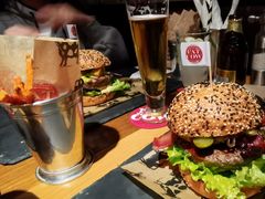 -FAT COW(虹梅路店)