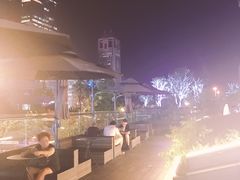 -UNI UNI(环亚凯瑟琳店)