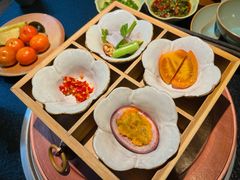 -菌自由丨野生菌火锅特色庭院餐厅(丽江古城店)