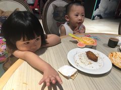 -卢家妈妈·西餐厨房(卜蜂中心店)