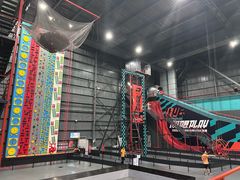 -极限PLAY运动娱乐新世界·团建派对潮玩休闲馆·室内蹦极高空游乐园