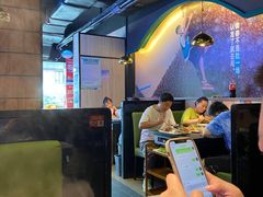 -佰人王串串香火锅(洋珠巷店)