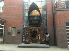 -钟书阁(松江泰晤士小镇店)