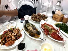 -三亚新鸿港水果一级批发市场