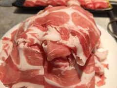 -洞庭洲·防空洞火锅·铜锅涮肉·烧烤(新百广场店)