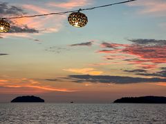 -Sunset Bar(丹绒亚路香格里拉店)