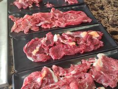 -牛里牛气· 榴莲海鲜鲜牛肉自助火锅·烤肉(横岗店)