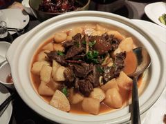 恩施土豆炖牛腩-简小舍·民间手艺菜(武昌江滩店)
