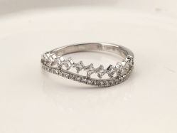 -威德钻石-克拉钻大本营(南京东路店)