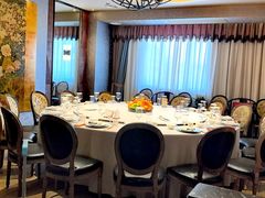 -品悦酒店(三林古镇店)