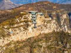 -潭溪山