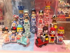 -泡泡玛特POPMART(崇文门国瑞城店)