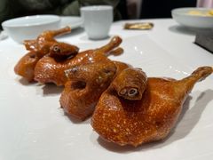 大厨玻璃脆皮妙龄乳鸽-天然台1908(中建广场店)