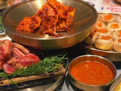 -草家酱蟹炭火烤肉店(珲春南路一店)