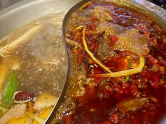 -沸炉重庆老火锅(军事博物馆店)