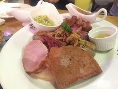 -皇冠自酿啤酒坊(中国红街5号楼店)