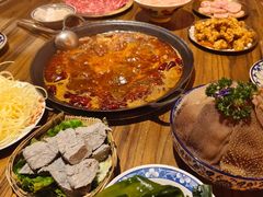 -旧街市鲜货老火锅(大光路店)