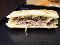 -高玛纳驴肉火烧(一世界店)
