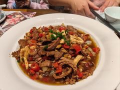 -黄泥岗·地道湖北菜(奥特莱斯店)