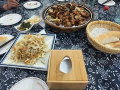 -八两八金·莱芜特色炒鸡(市南漳浦路店)