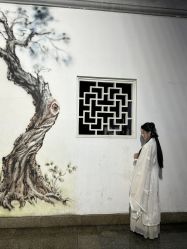-一揽芳华汉服旗袍体验馆(拙政园店)