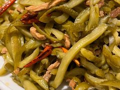 炒酸黄瓜丝儿-老昌春饼(中央大街店)