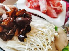 菌类拼盘-弘烨 贵州酸汤 鱼火锅(东财店)