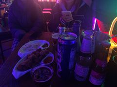 -UP嘻哈酒吧(粉巢店)