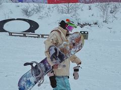 -中旅松花湖滑雪场
