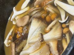 -芸山季·云南山珍菌火锅(人民广场来福士店)