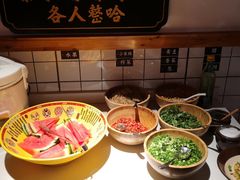-受气牛肉·耙牛肉火锅(水晶郦城店)