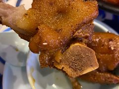 -川流不息·地道川菜·小龙虾(新松江路店)
