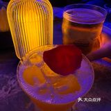 氛围很好的美式餐酒吧