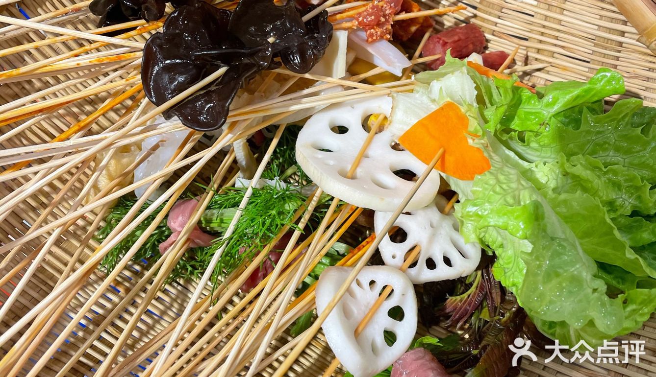 一家超有年代感的｜马路边边｜你去吃了吗？