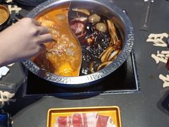 -牛武士寿喜烧·和牛火锅自助(全球首店)