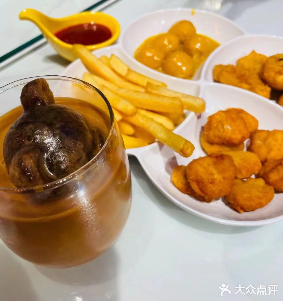 是我在茶餐厅喝过最浓的港式奶茶了 价格也是挺划算的