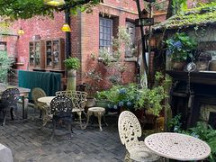 -古董花园(思南路42弄小区店)