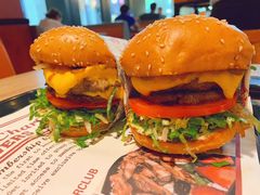 -The Habit Burger Grill 哈比特汉堡(复兴soho店)