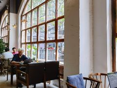 靠窗位-VESH COFFEE(定西路店)