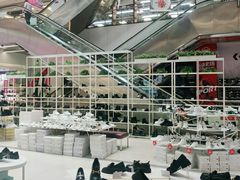 -云柏鞋业(十里堡店)