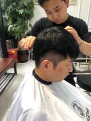 点击看大图 -EMILY 艾米莉 烫染沙龙