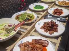 -蓉城四海黑牛烤肉海鲜自助餐厅(宜兴宝龙店)