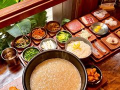 -银米·云南传统过桥米线(双廊黑金冠店)