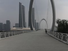 -南京眼步行桥