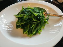 五粮液炒豆苗-北京四季酒店·采逸轩