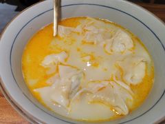 金汤黄鱼馄饨-蟹黄鱼·深夜面馆(巨鹿路店)