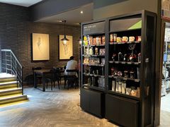 -星巴克臻选(南京金茂览秀城店)