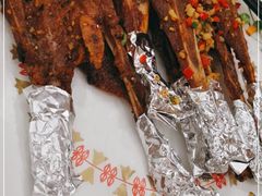 -东豪园林海鲜酒家(南港路辅路店)