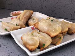 -小姜锅贴(凤凰街店)